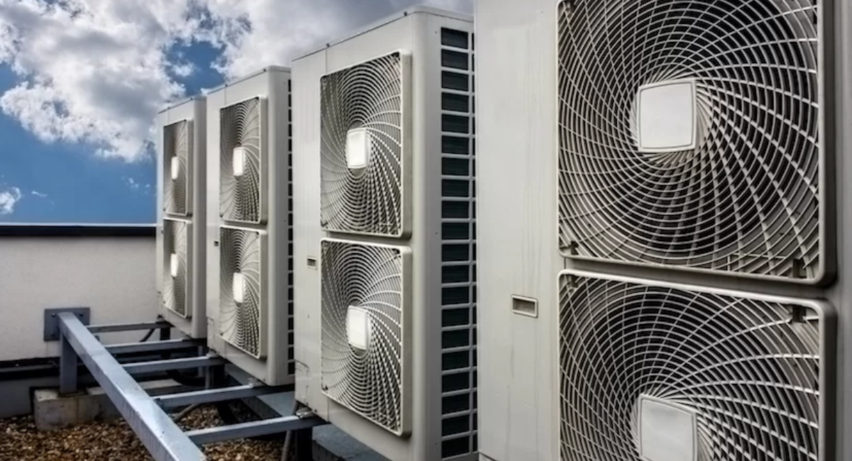 THE BEGINNER’S GUIDE TO COMMERCIAL HVAC SYSTEMS
